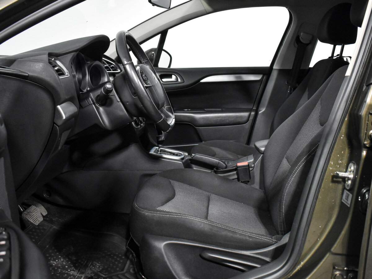 Citroen C4 с пробегом — 2016 год. Фото: #9