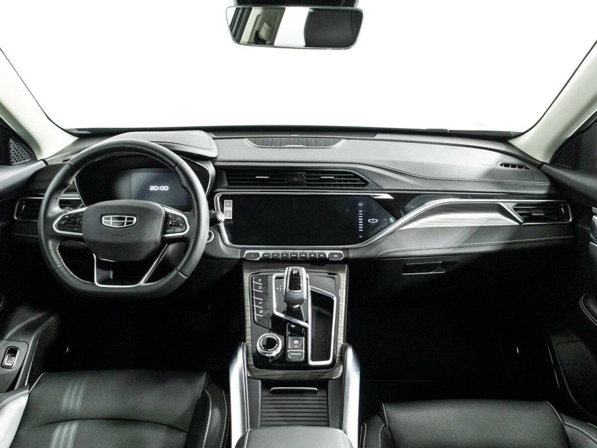 Geely Atlas Pro с пробегом — 2024 год. Фото: #12