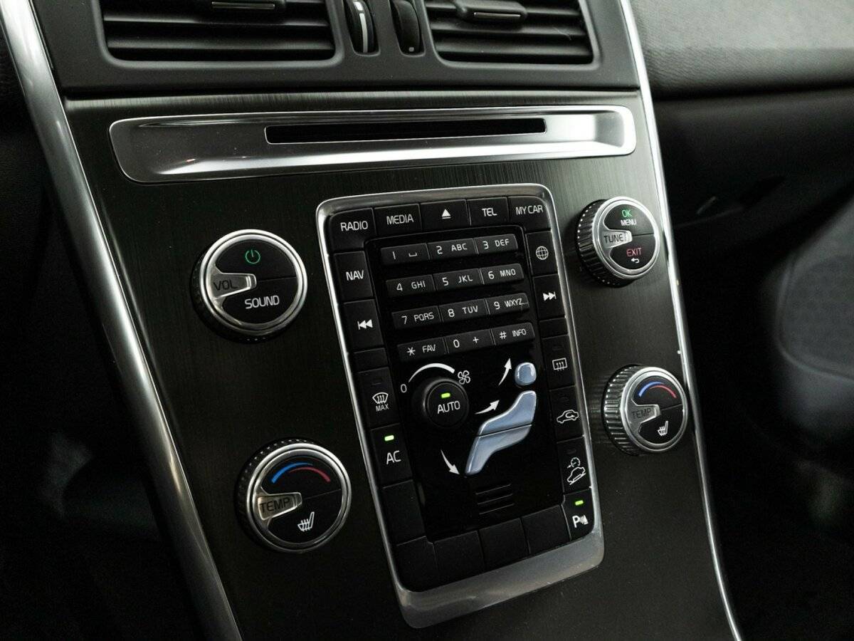 Volvo XC60 с пробегом — 2014 год. Фото: #18