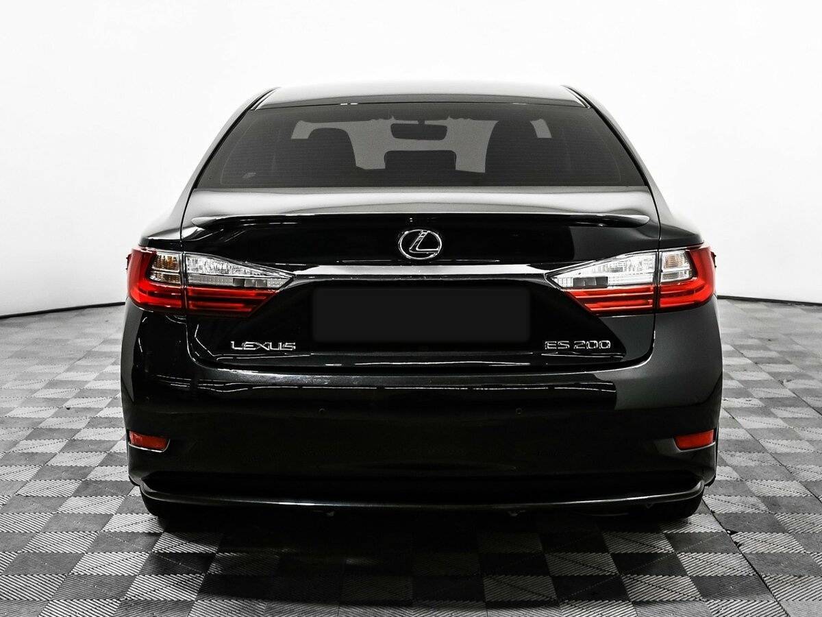 Lexus ES с пробегом — 2016 год. Фото: #5