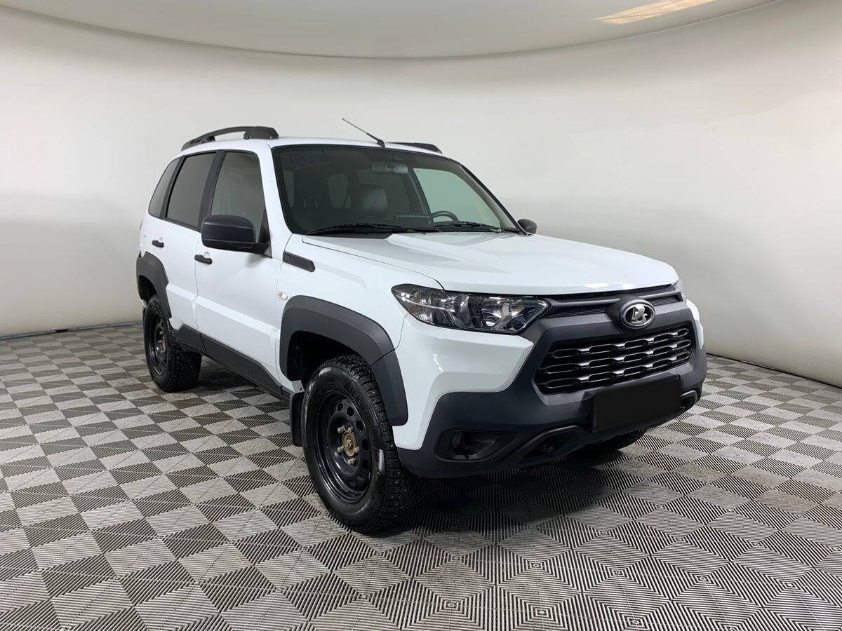 Lada (ВАЗ) Niva с пробегом — 2024 год. Фото: #2