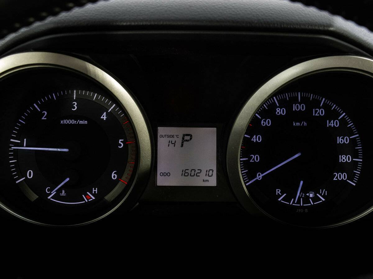 Toyota Land Cruiser Prado с пробегом — 2013 год. Фото: #19