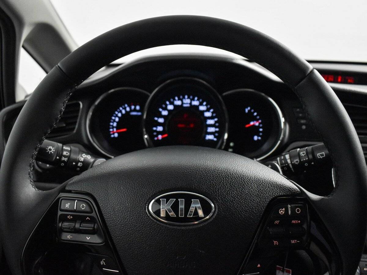 Kia Ceed с пробегом — 2014 год. Фото: #16