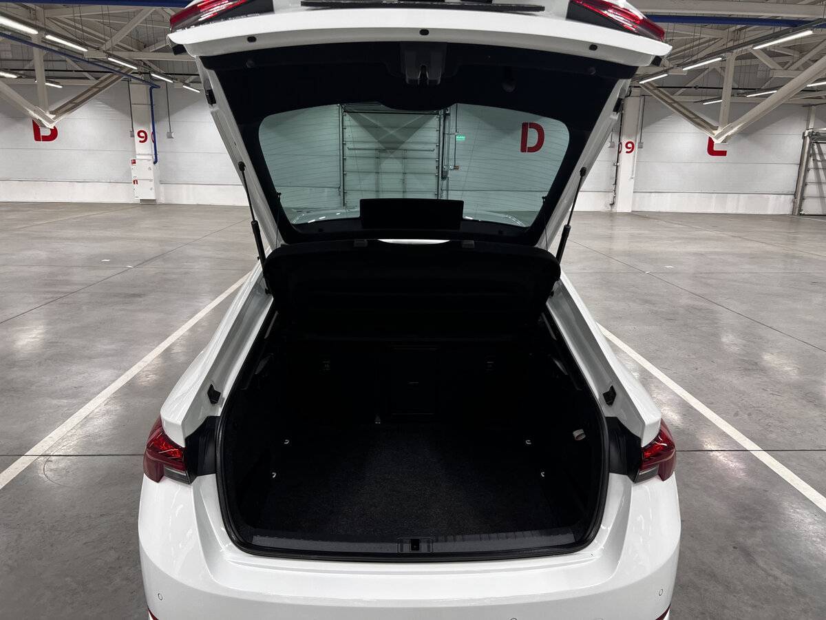 Skoda Octavia с пробегом — 2020 год. Фото: #9