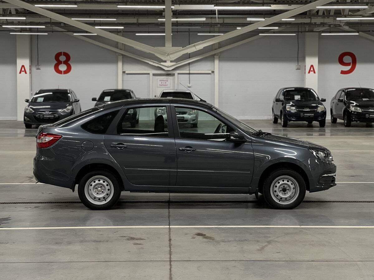 Lada (ВАЗ) Granta с пробегом — 2024 год. Фото: #3