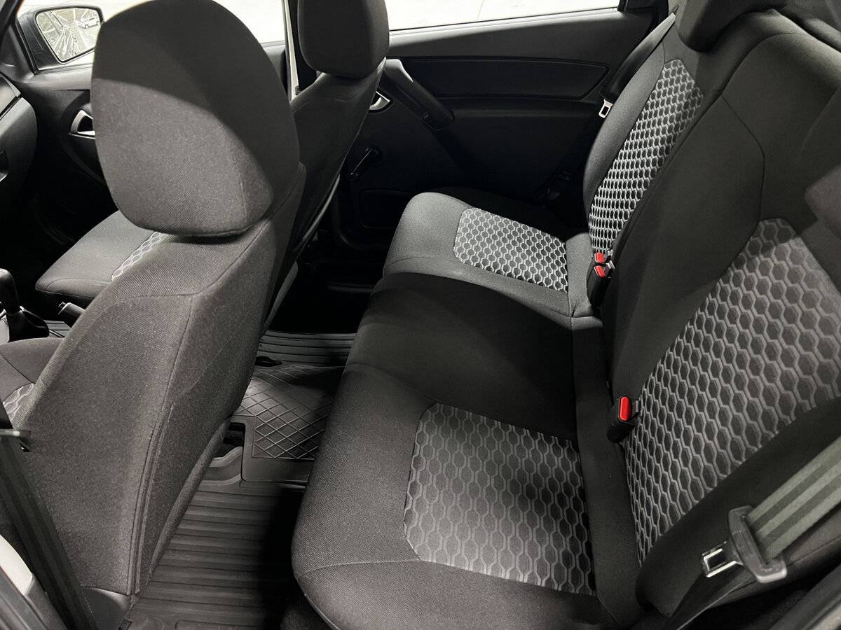 Lada (ВАЗ) Granta с пробегом — 2024 год. Фото: #11