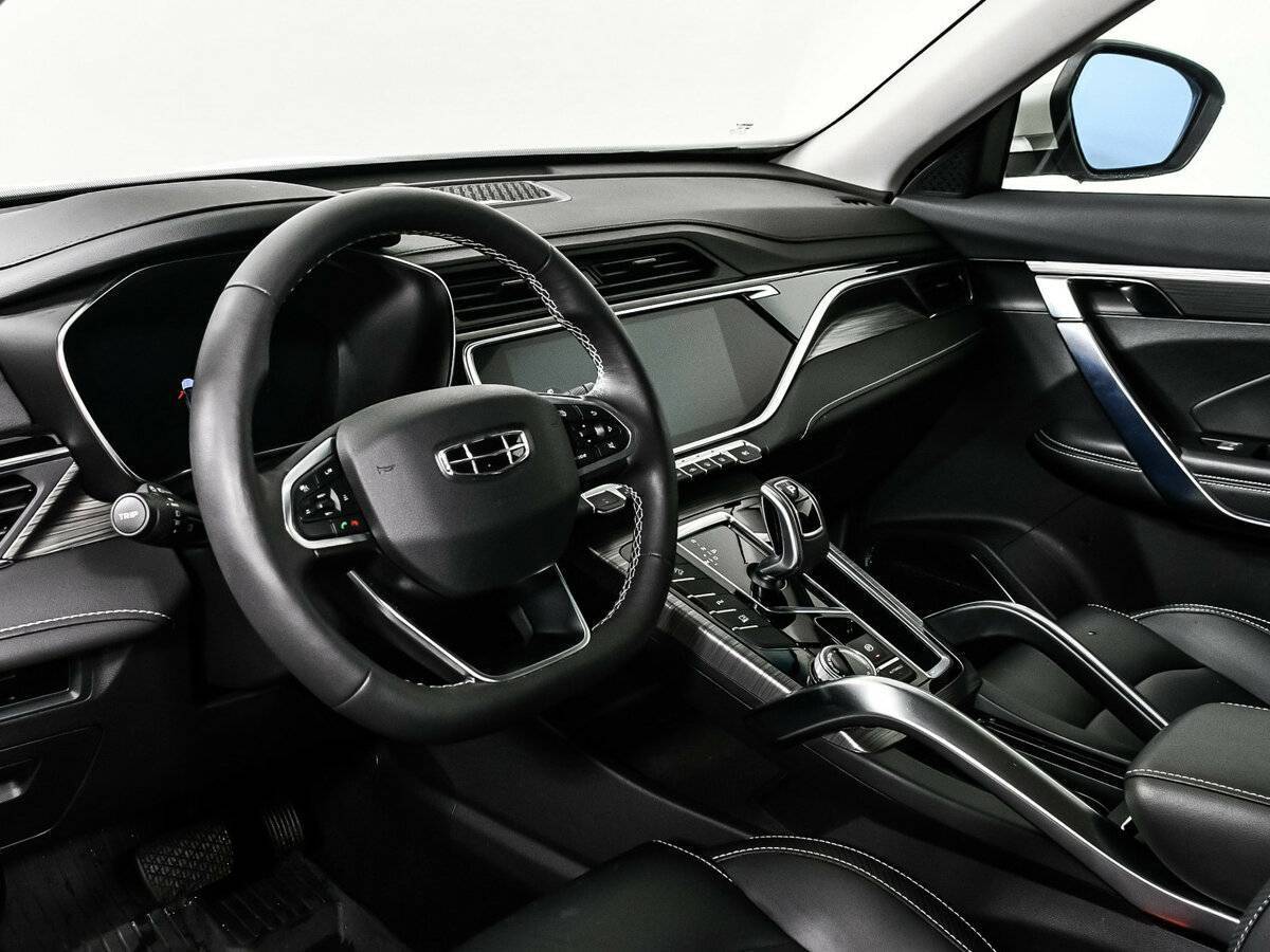 Geely Atlas Pro с пробегом — 2022 год. Фото: #11