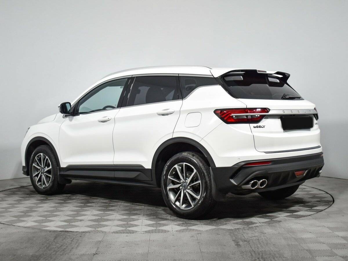 Geely Coolray с пробегом — 2023 год. Фото: #6