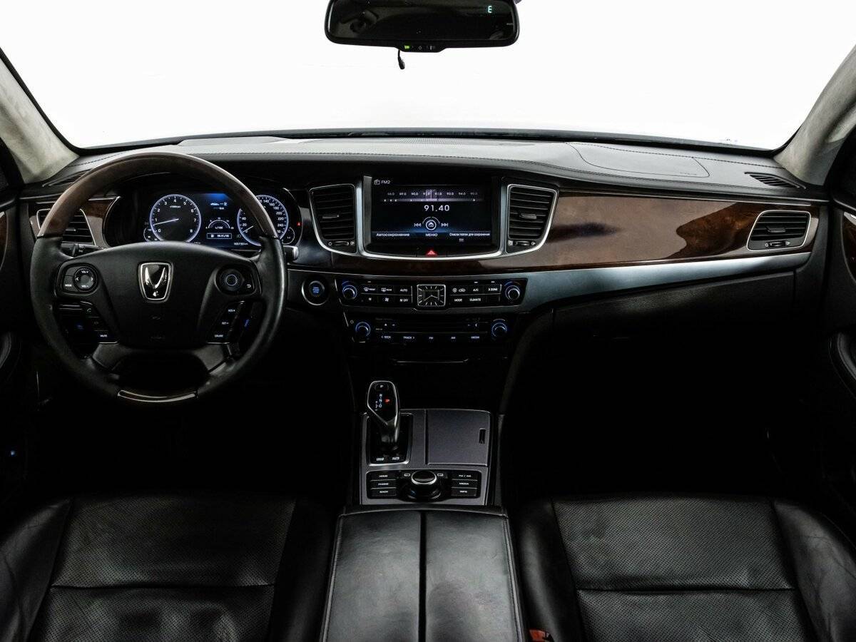 Hyundai Equus с пробегом — 2015 год. Фото: #8