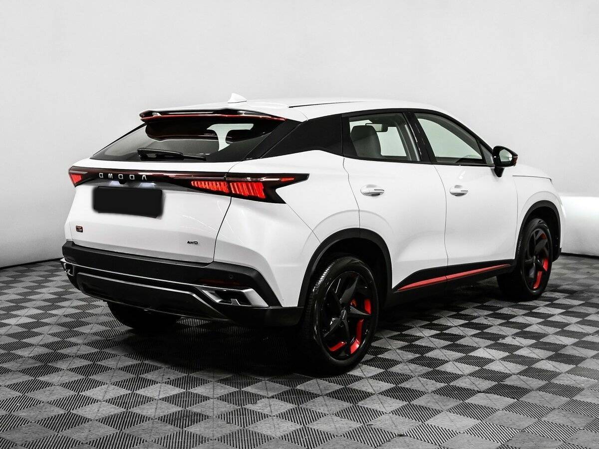 OMODA C5 с пробегом — 2023 год. Фото: #4