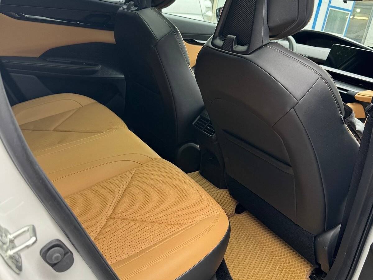 Changan UNI-V с пробегом — 2023 год. Фото: #14