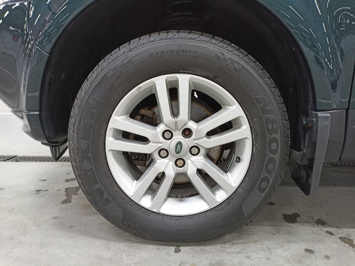 Land Rover Freelander с пробегом — 2012 год. Фото: #17