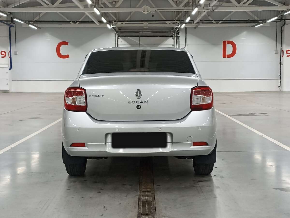 Renault Logan с пробегом — 2017 год. Фото: #5