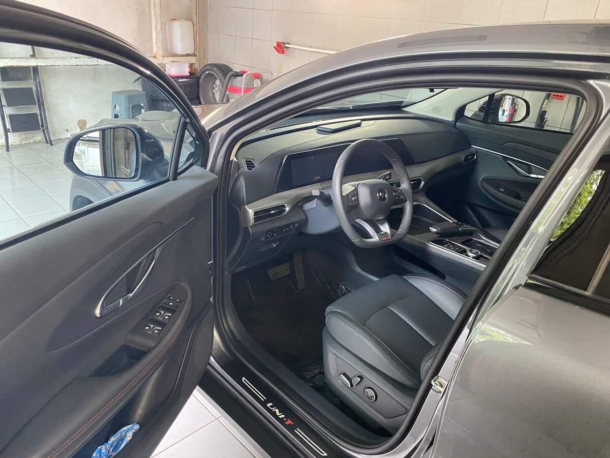 Changan UNI-T с пробегом — 2023 год. Фото: #5