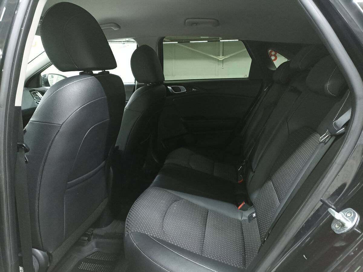 Kia Ceed с пробегом — 2021 год. Фото: #11