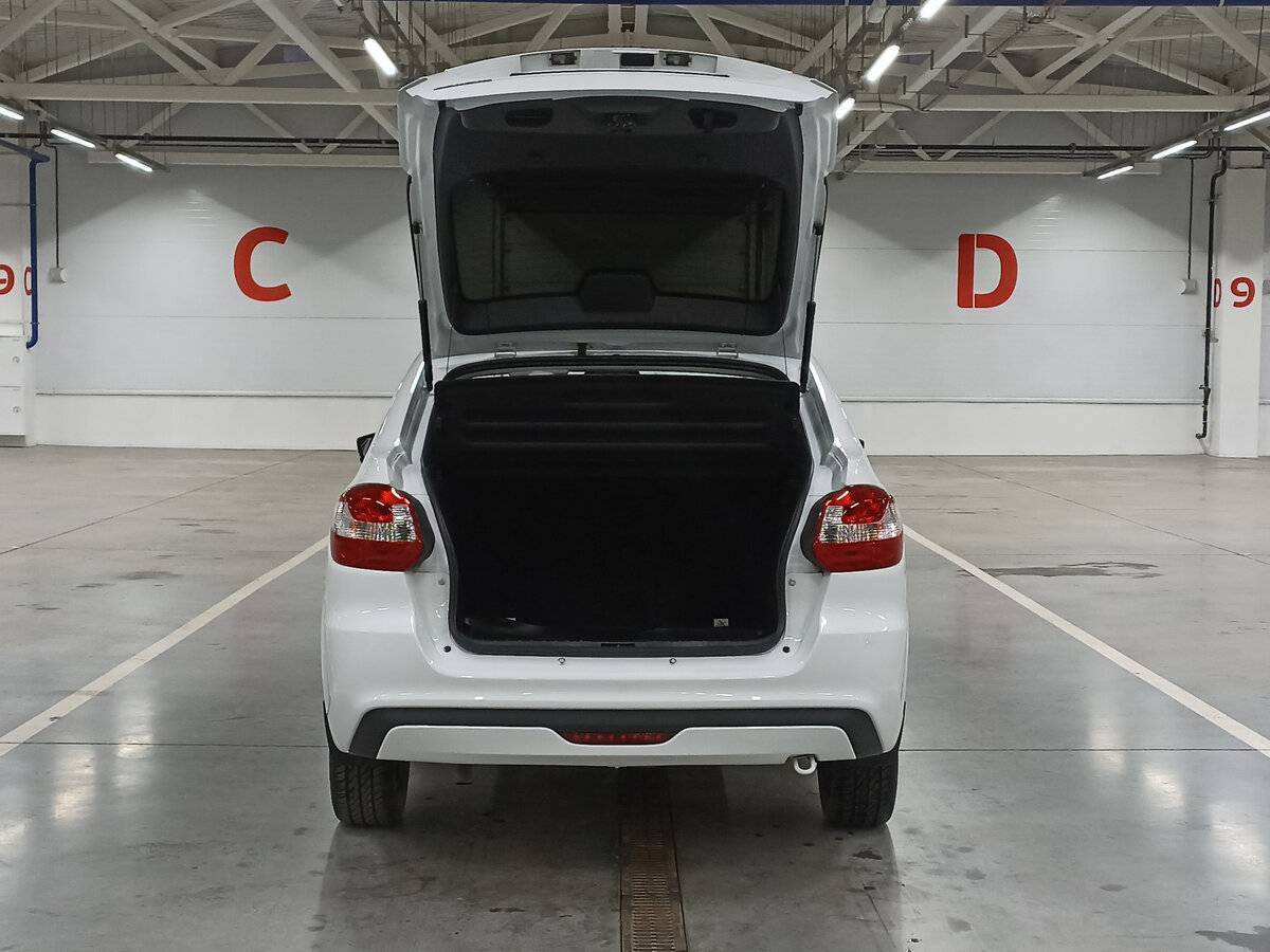 Lada (ВАЗ) Granta с пробегом — 2024 год. Фото: #9