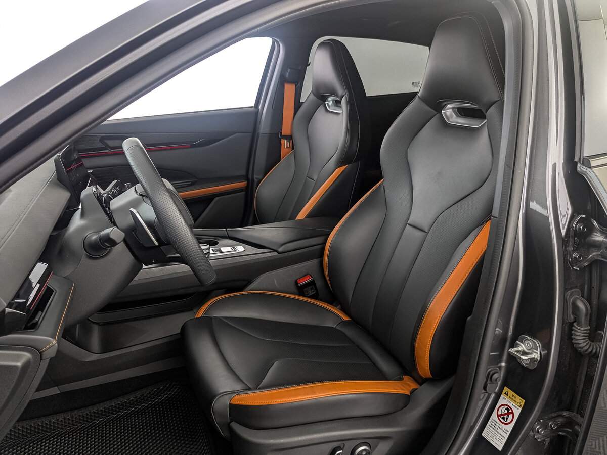 Changan UNI-V с пробегом — 2024 год. Фото: #19