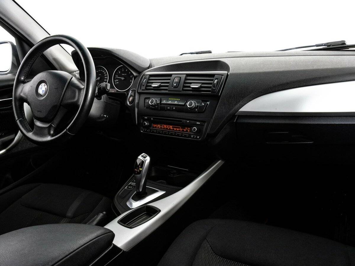 BMW 1 серии с пробегом — 2012 год. Фото: #6