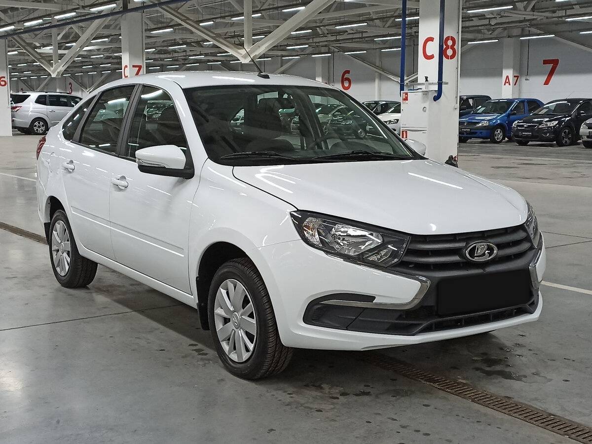 Lada (ВАЗ) Granta с пробегом — 2023 год. Фото: #2