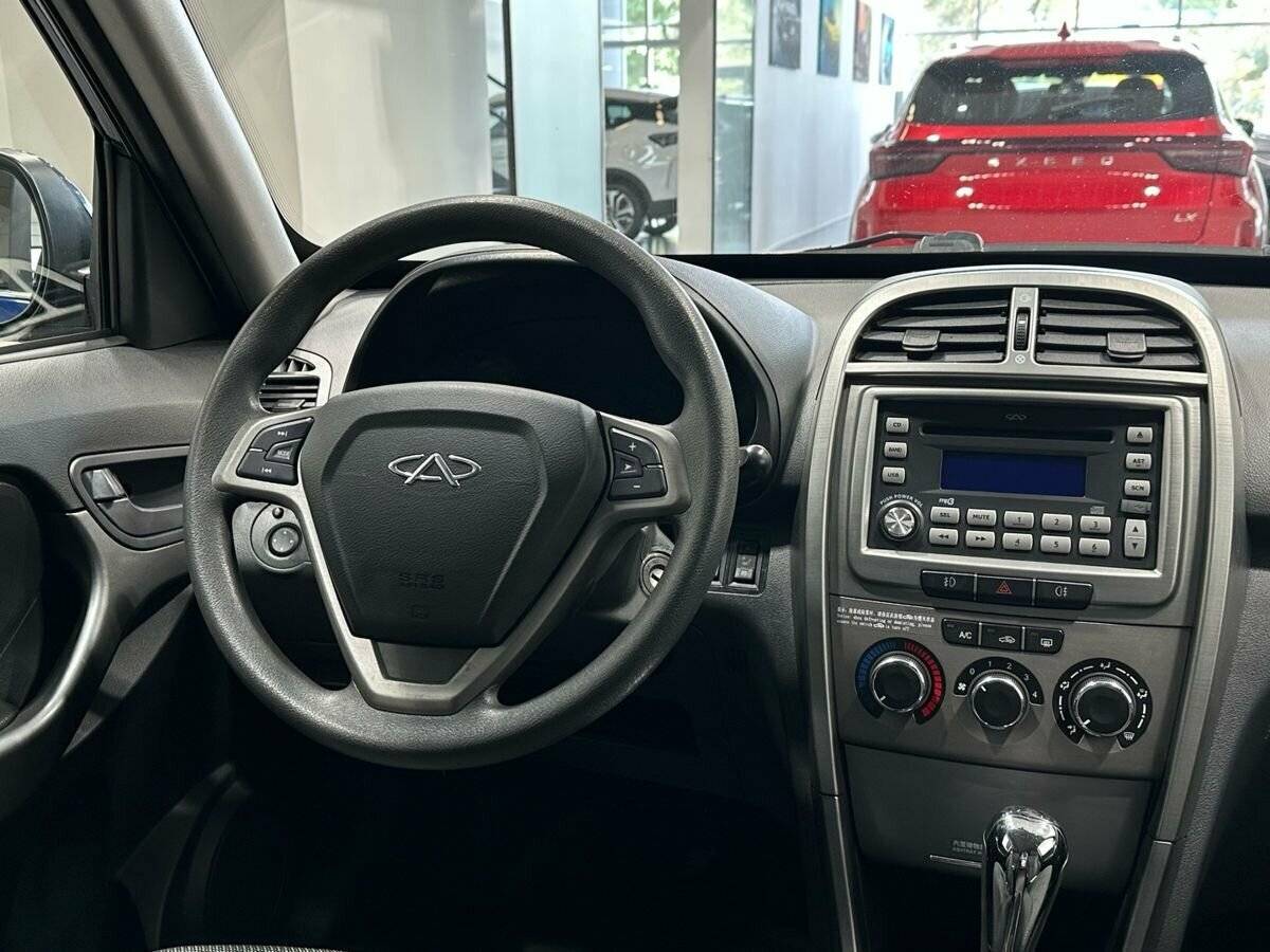 Chery Tiggo (T11) с пробегом — 2015 год. Фото: #9