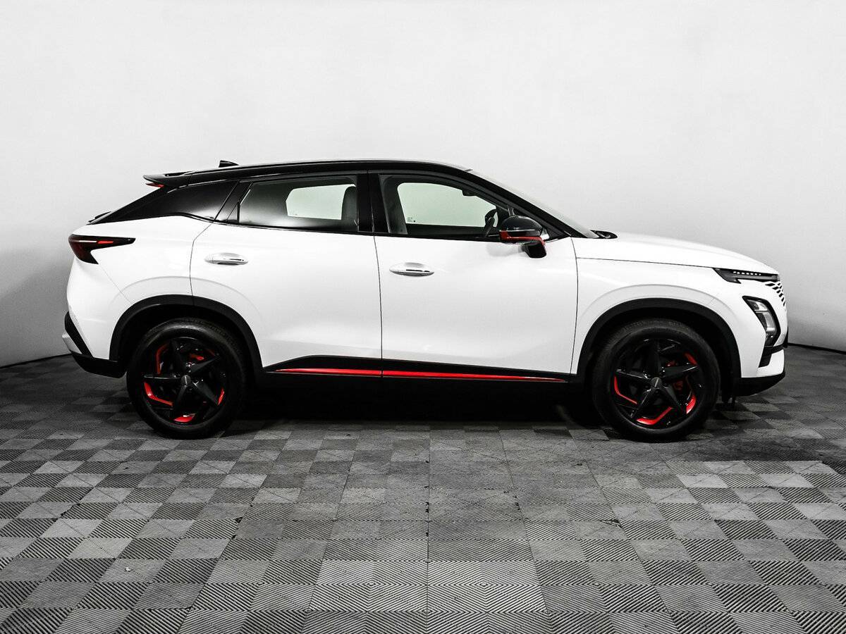 OMODA C5 с пробегом — 2023 год. Фото: #3