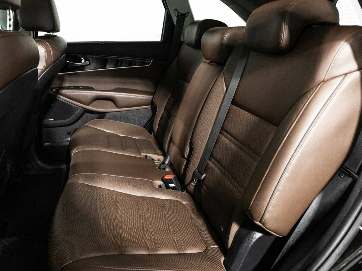 Kia Sorento с пробегом — 2019 год. Фото: #9