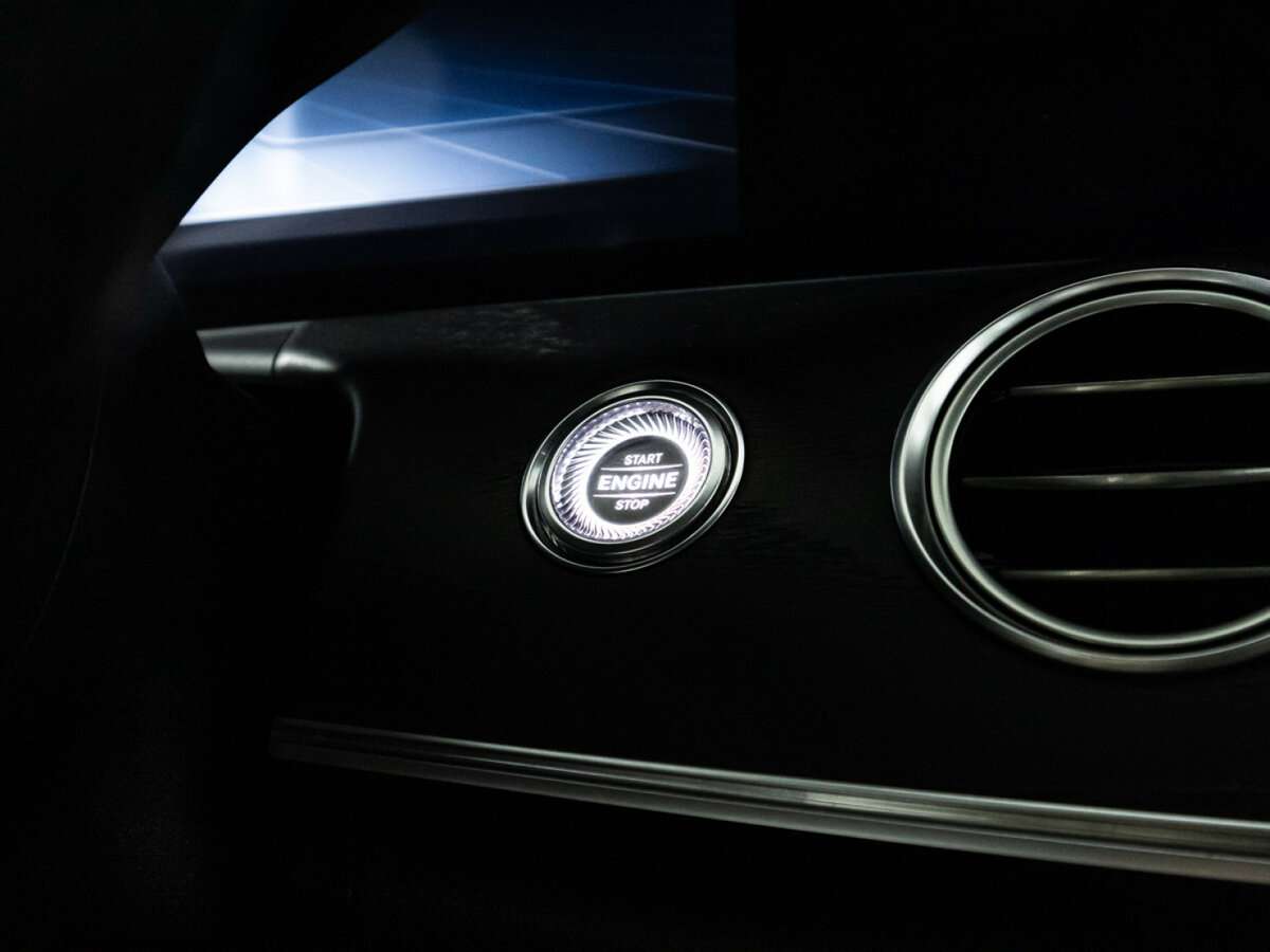 Mercedes-Benz E-Класс с пробегом — 2018 год. Фото: #17