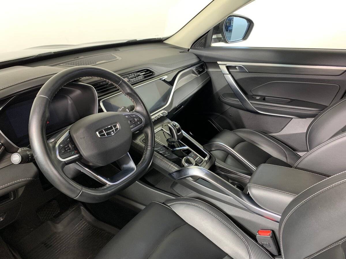 Geely Atlas Pro с пробегом — 2023 год. Фото: #11