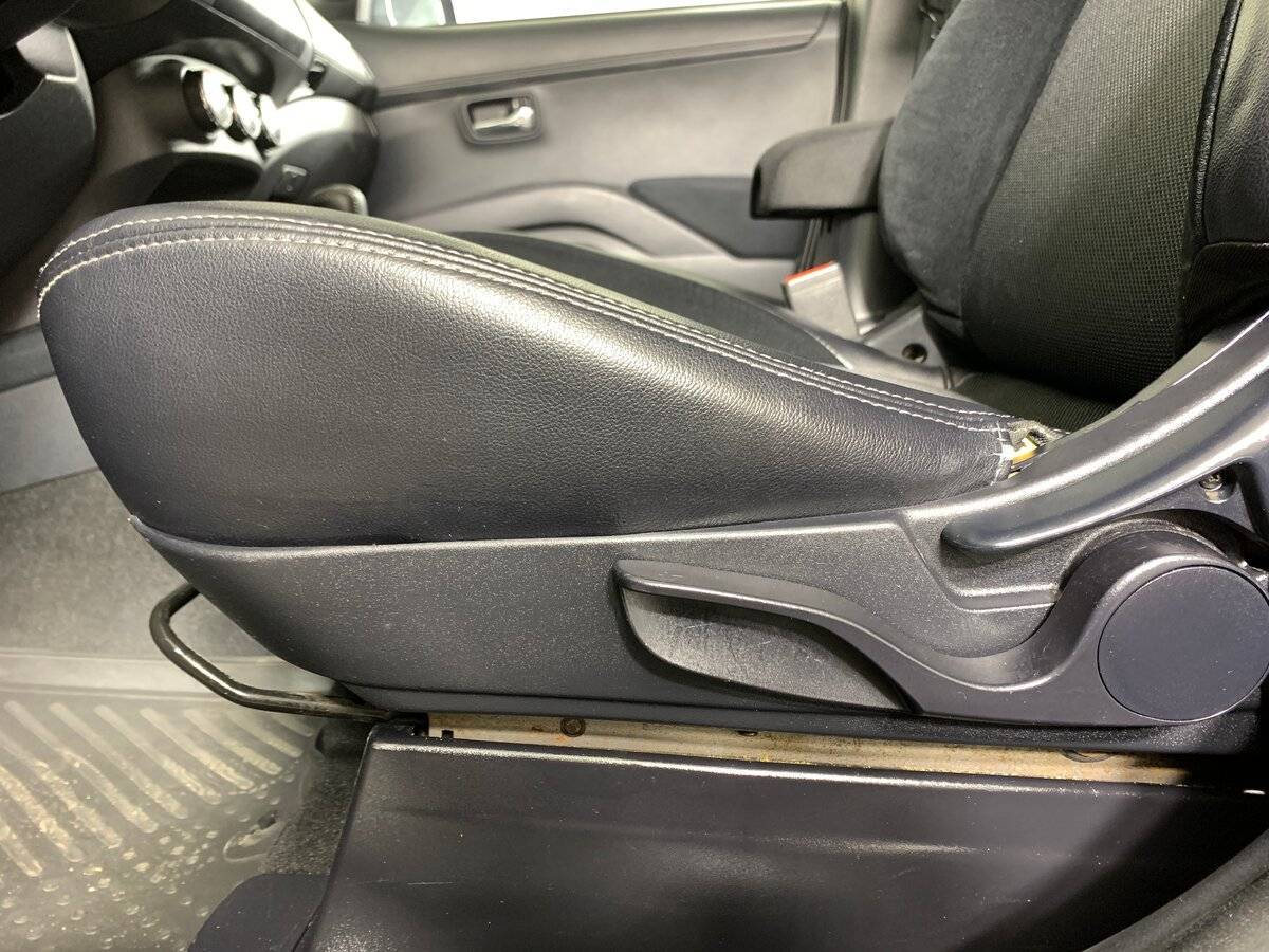 Citroen C-Crosser с пробегом — 2012 год. Фото: #15