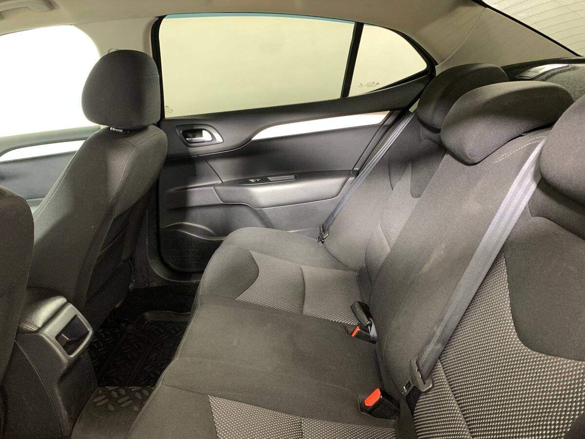 Citroen C4 с пробегом — 2014 год. Фото: #17