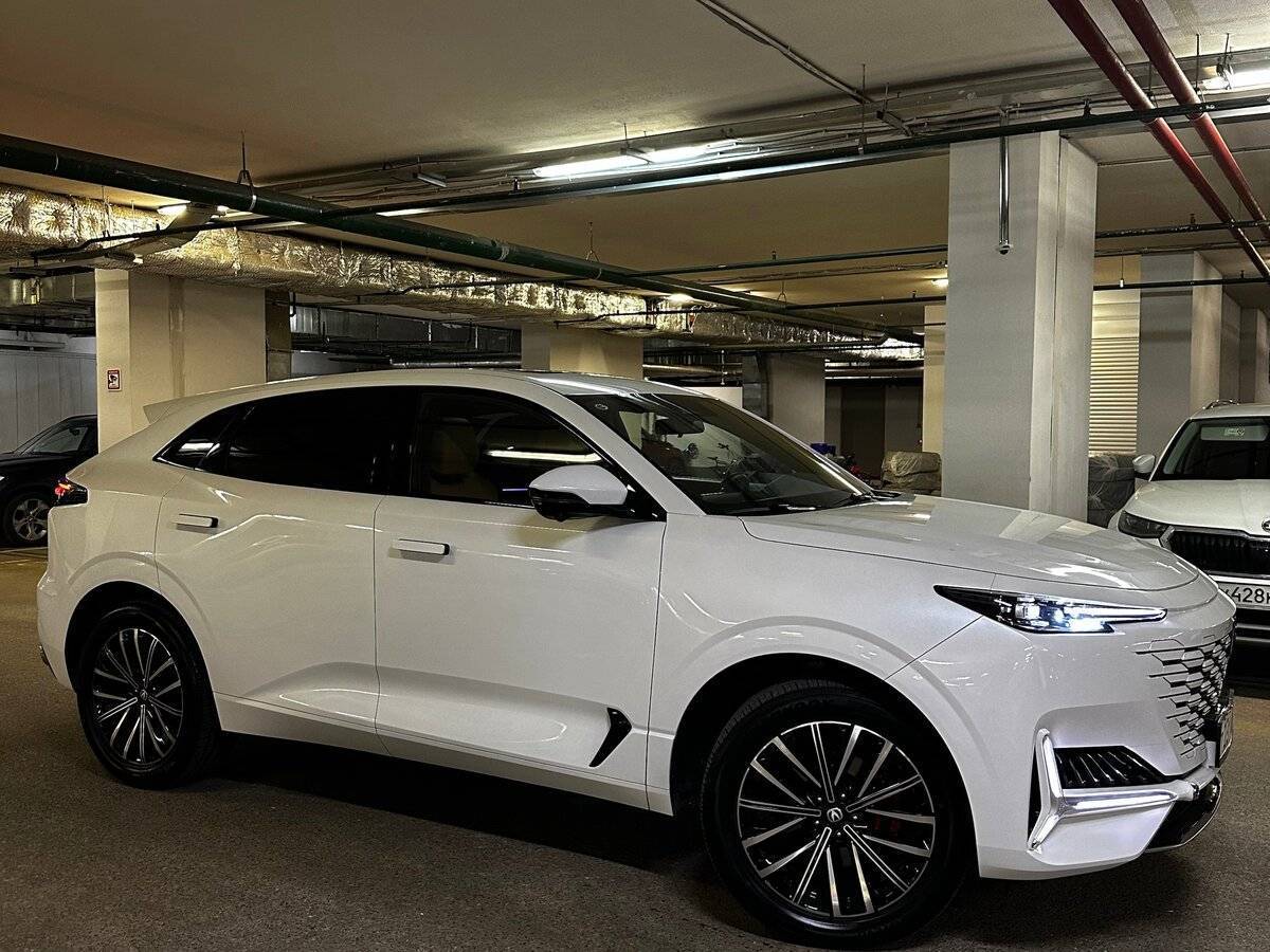 Changan UNI-K с пробегом — 2023 год. Фото: #2