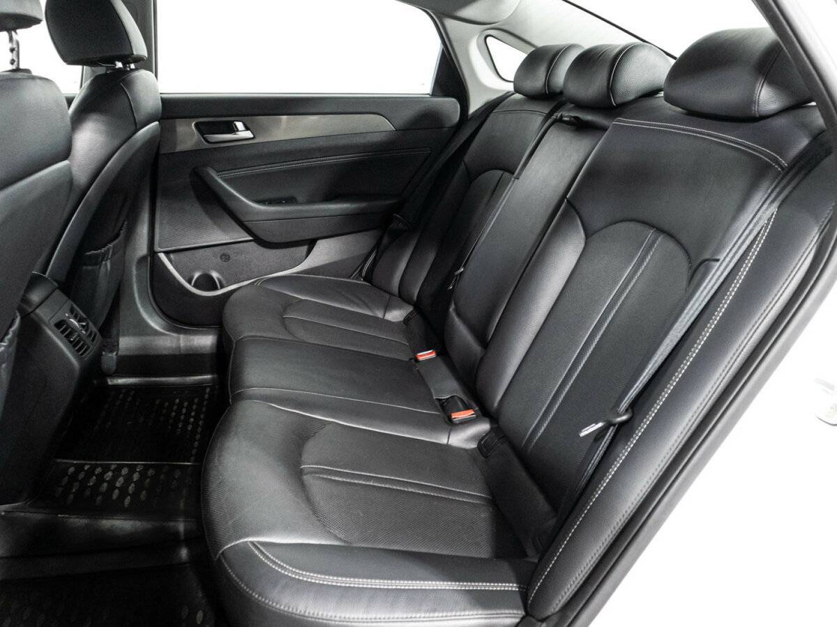 Hyundai Sonata с пробегом — 2019 год. Фото: #9
