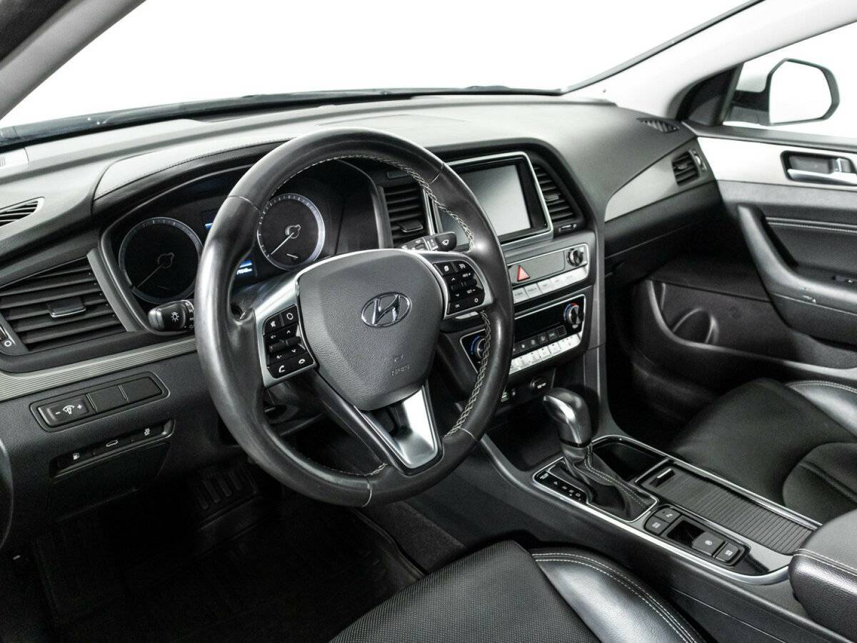 Hyundai Sonata с пробегом — 2019 год. Фото: #10