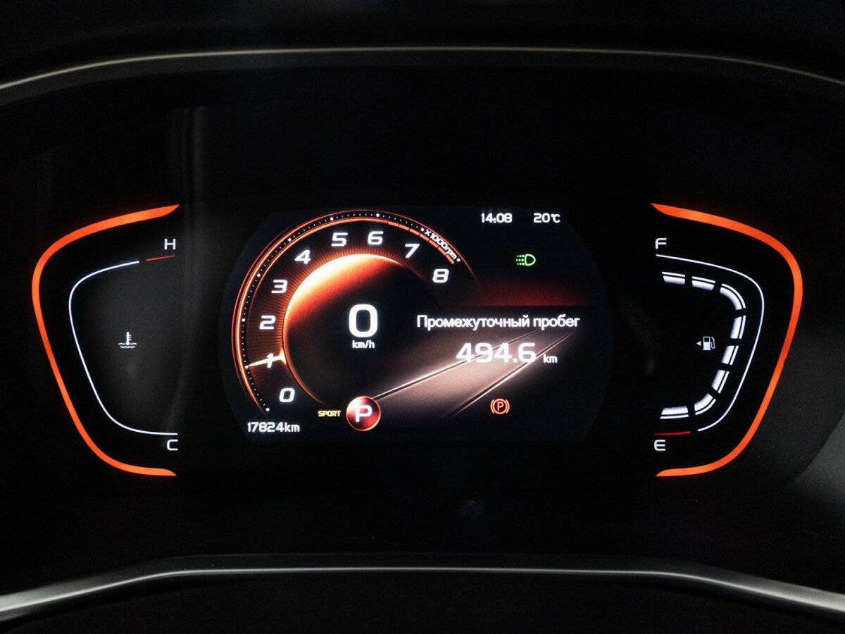 Geely Coolray с пробегом — 2023 год. Фото: #11