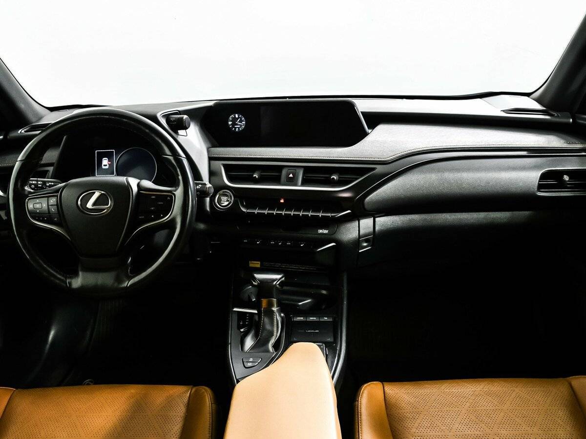 Lexus UX с пробегом — 2019 год. Фото: #10