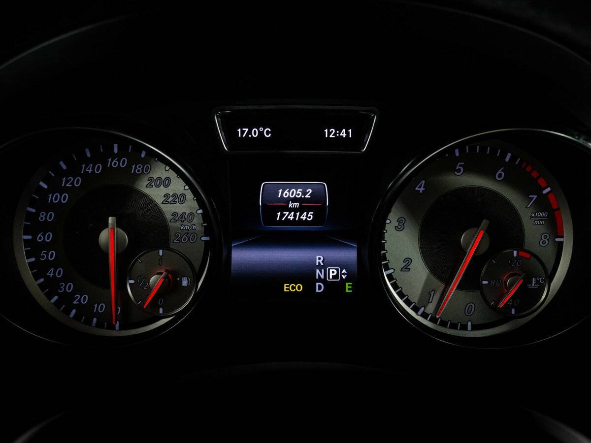 Mercedes-Benz CLA с пробегом — 2013 год. Фото: #18