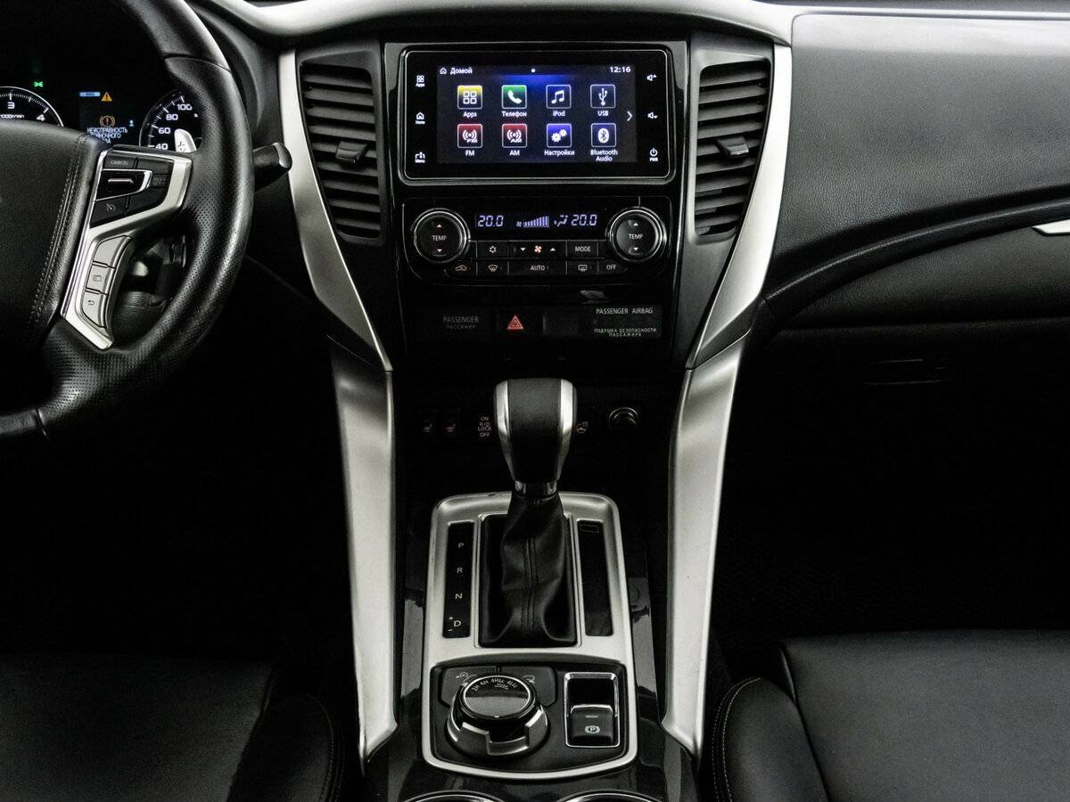 Mitsubishi Pajero Sport с пробегом — 2018 год. Фото: #14