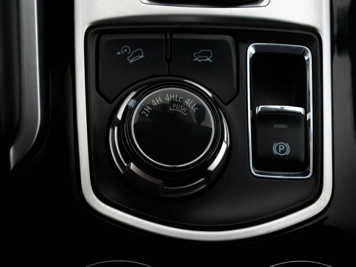 Mitsubishi Pajero Sport с пробегом — 2019 год. Фото: #18