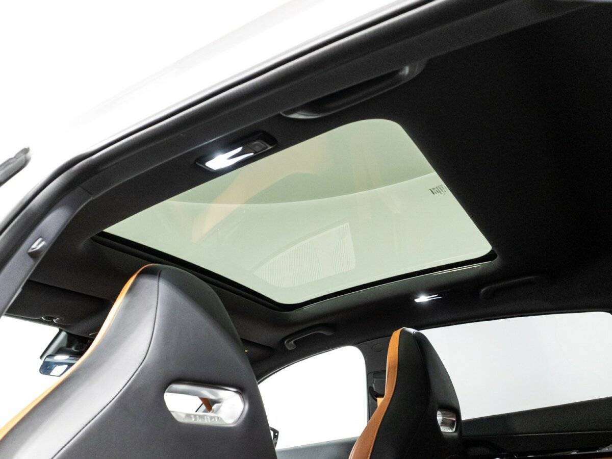 Changan UNI-V с пробегом — 2023 год. Фото: #16