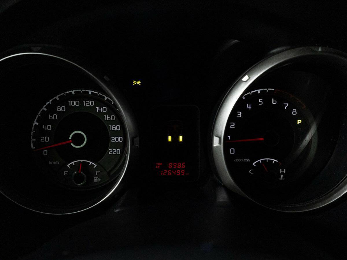 Mitsubishi Pajero с пробегом — 2012 год. Фото: #11