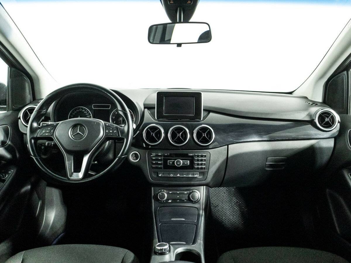 Mercedes-Benz B-Класс с пробегом — 2012 год. Фото: #12