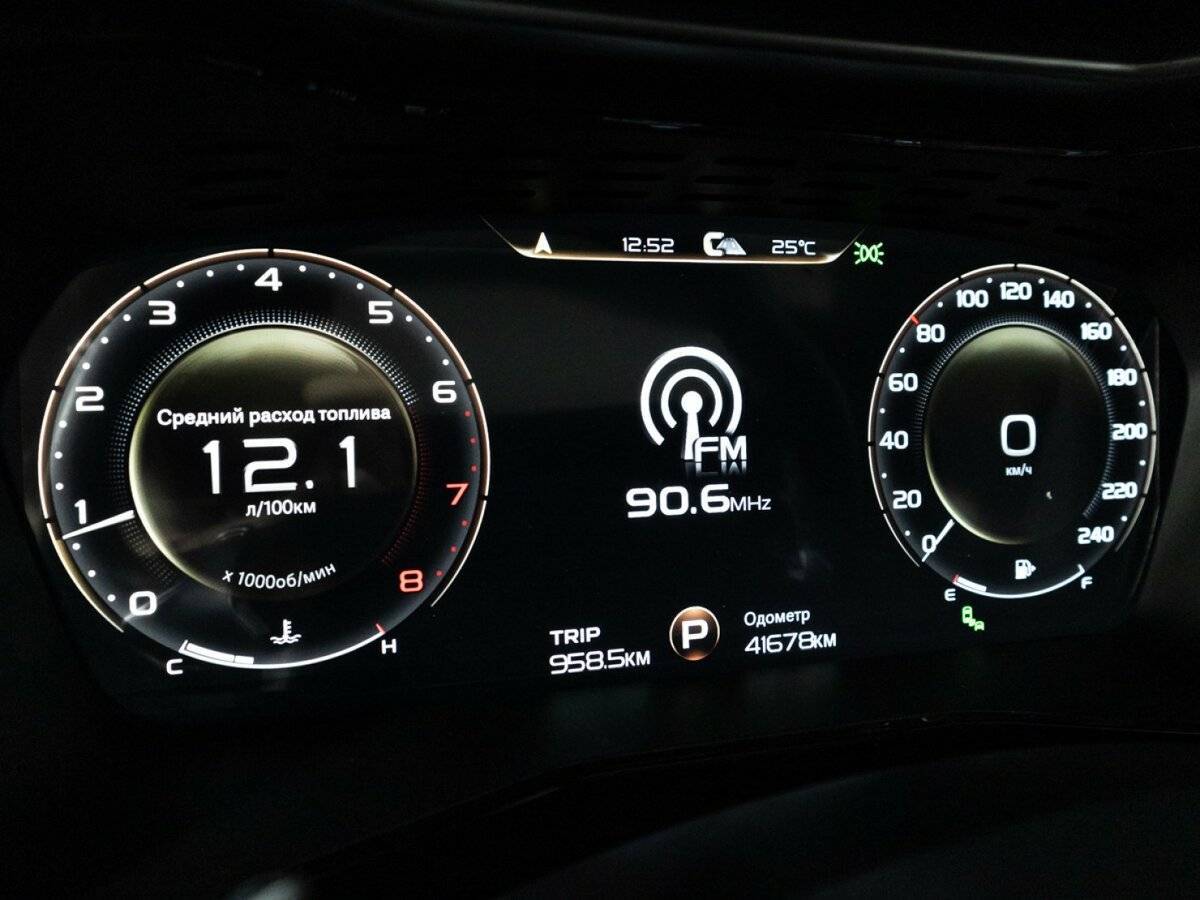 Geely Tugella с пробегом — 2023 год. Фото: #11