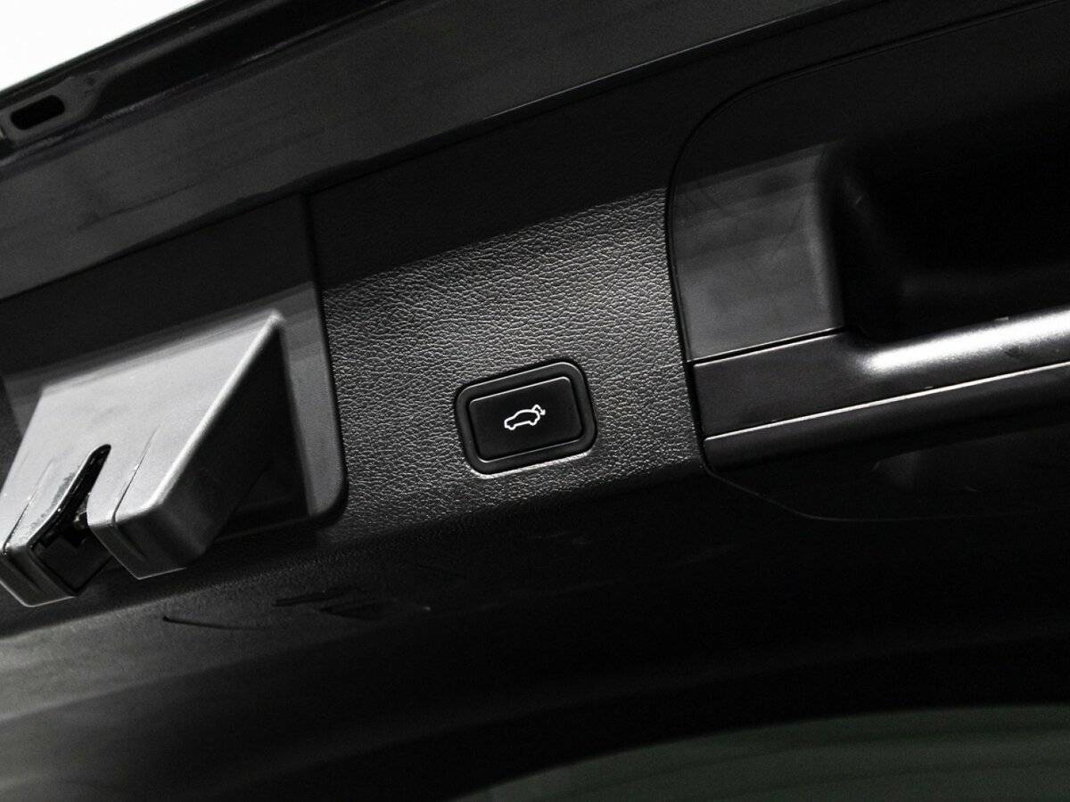 Geely Tugella с пробегом — 2023 год. Фото: #15