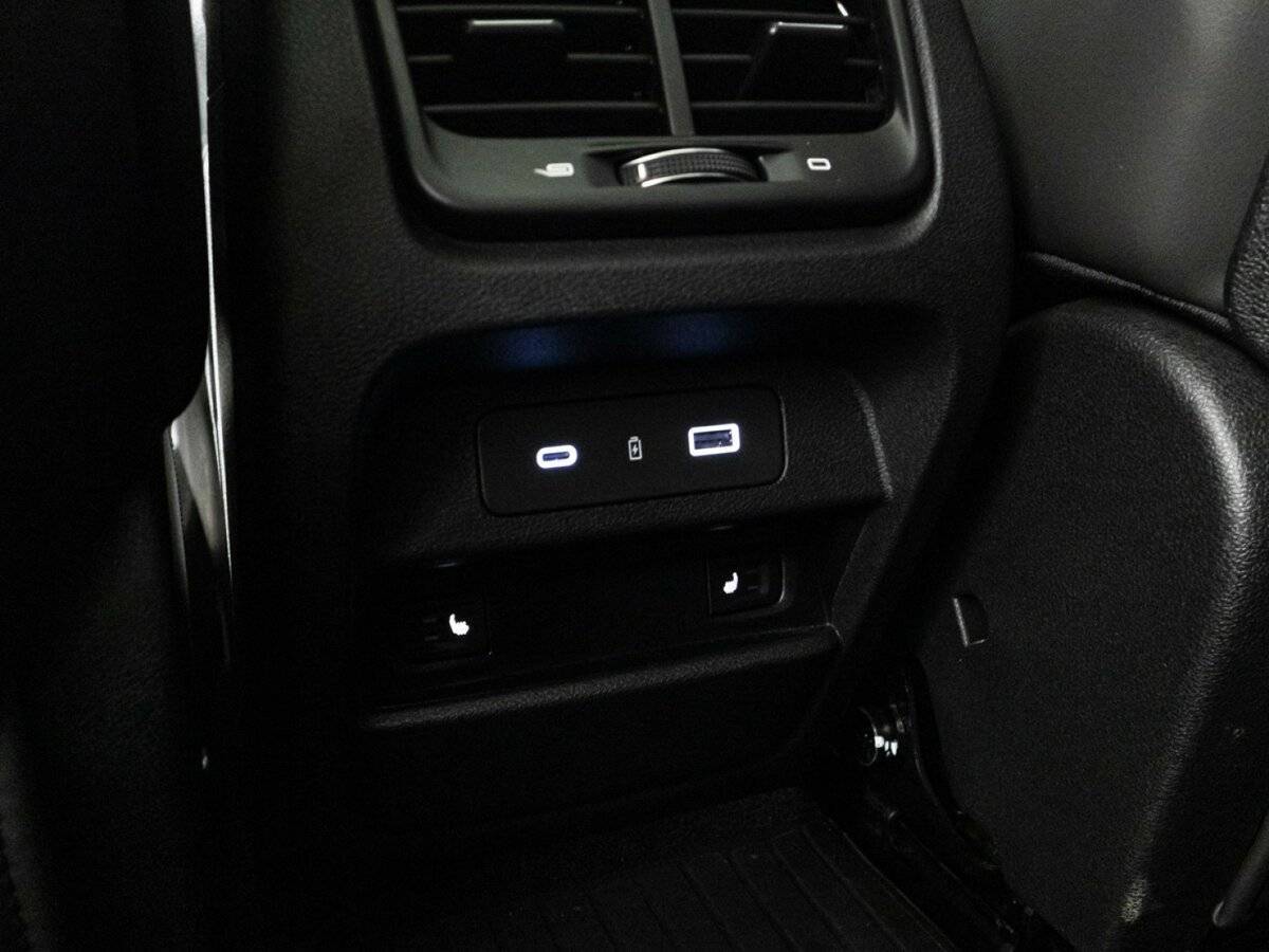 Geely Tugella с пробегом — 2023 год. Фото: #26