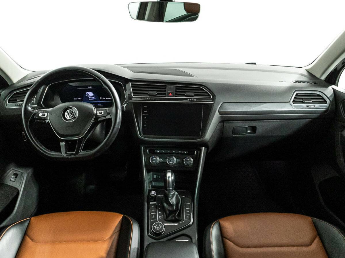 Volkswagen Tiguan с пробегом — 2017 год. Фото: #12