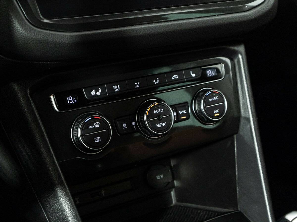 Volkswagen Tiguan с пробегом — 2017 год. Фото: #21