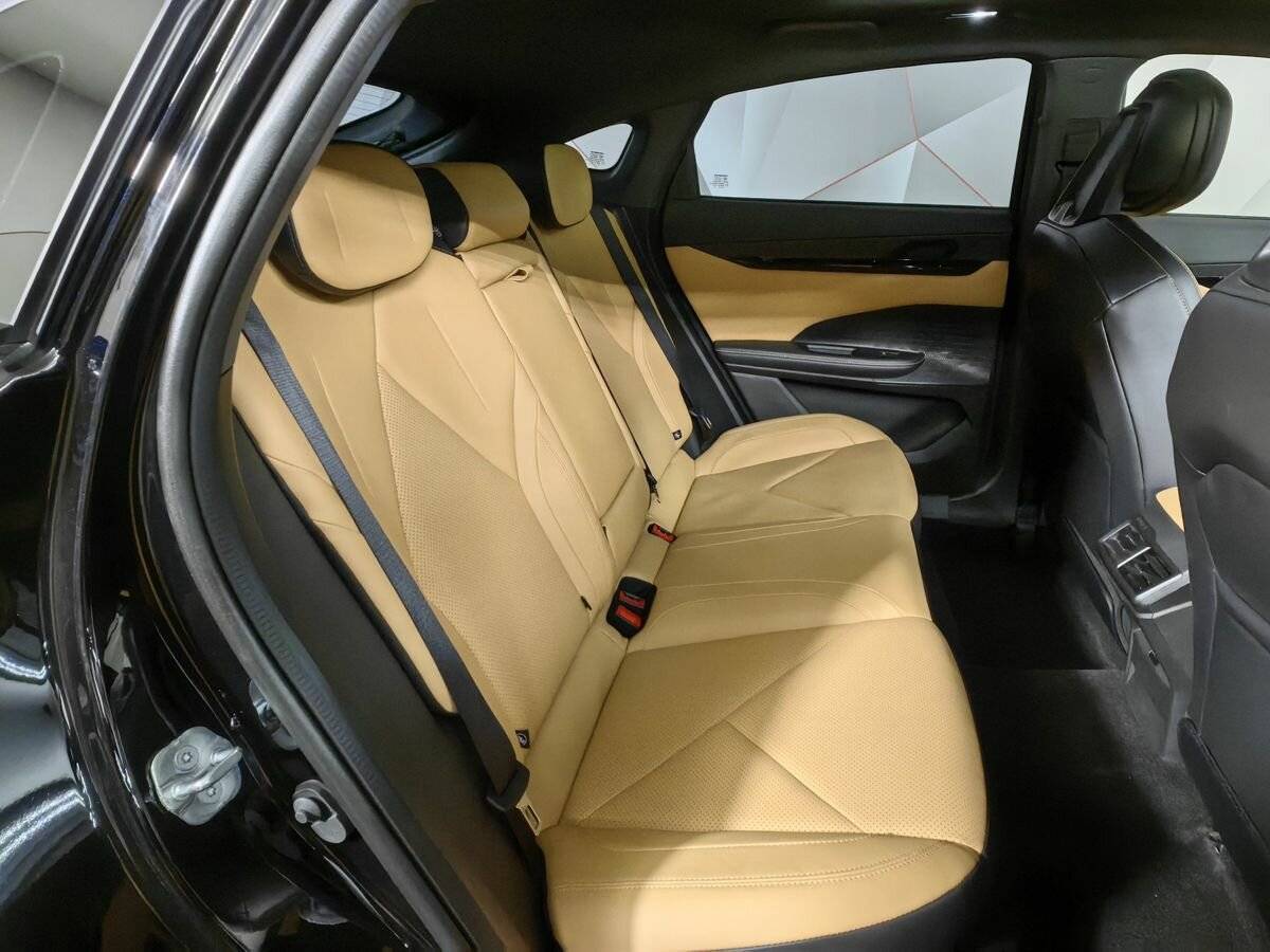 Changan UNI-V с пробегом — 2022 год. Фото: #14