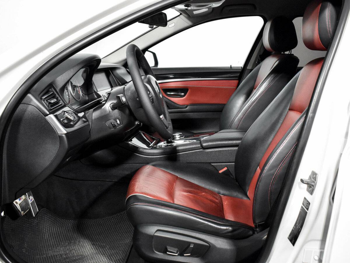 BMW 5 серии с пробегом — 2013 год. Фото: #10