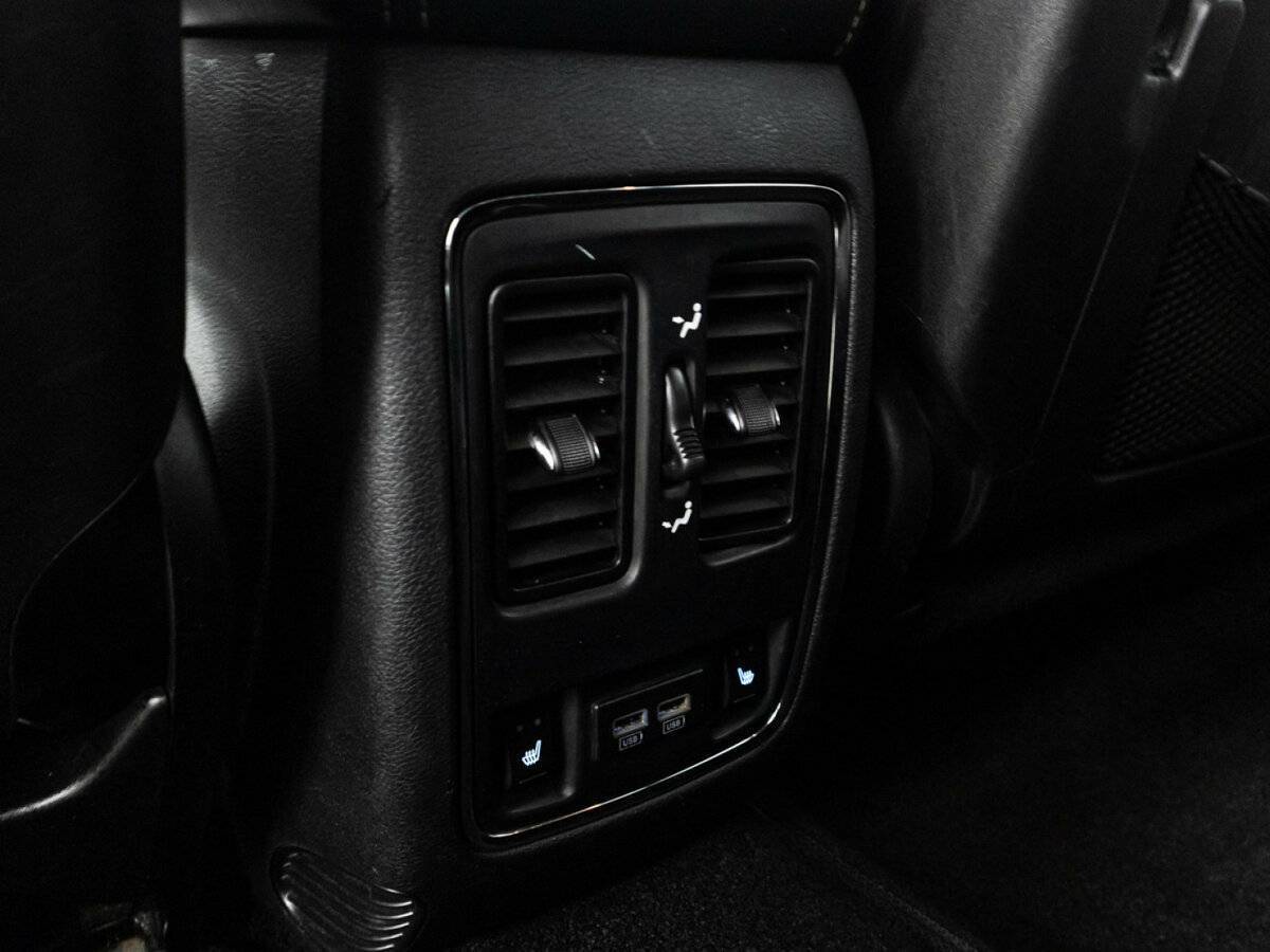 Jeep Grand Cherokee с пробегом — 2014 год. Фото: #16