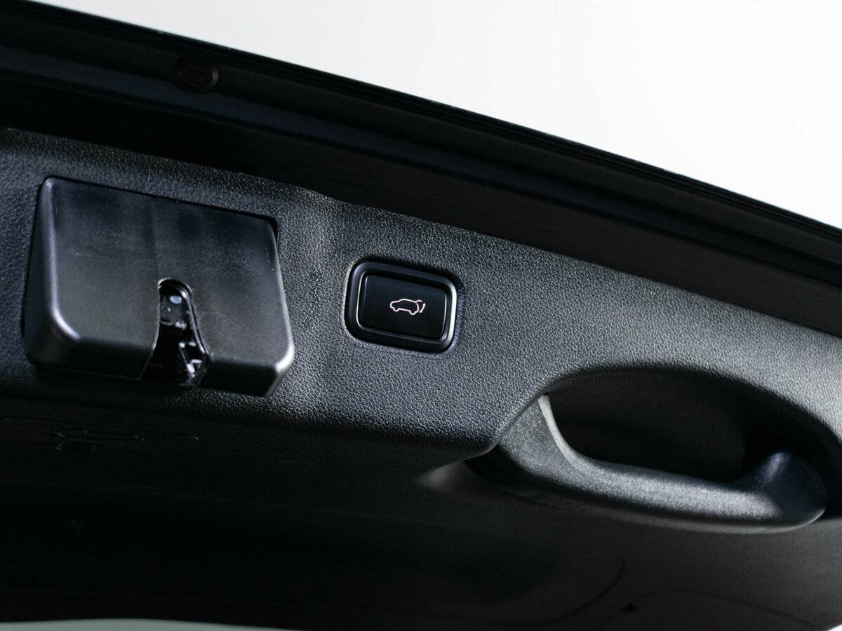 Kia Sorento с пробегом — 2018 год. Фото: #9